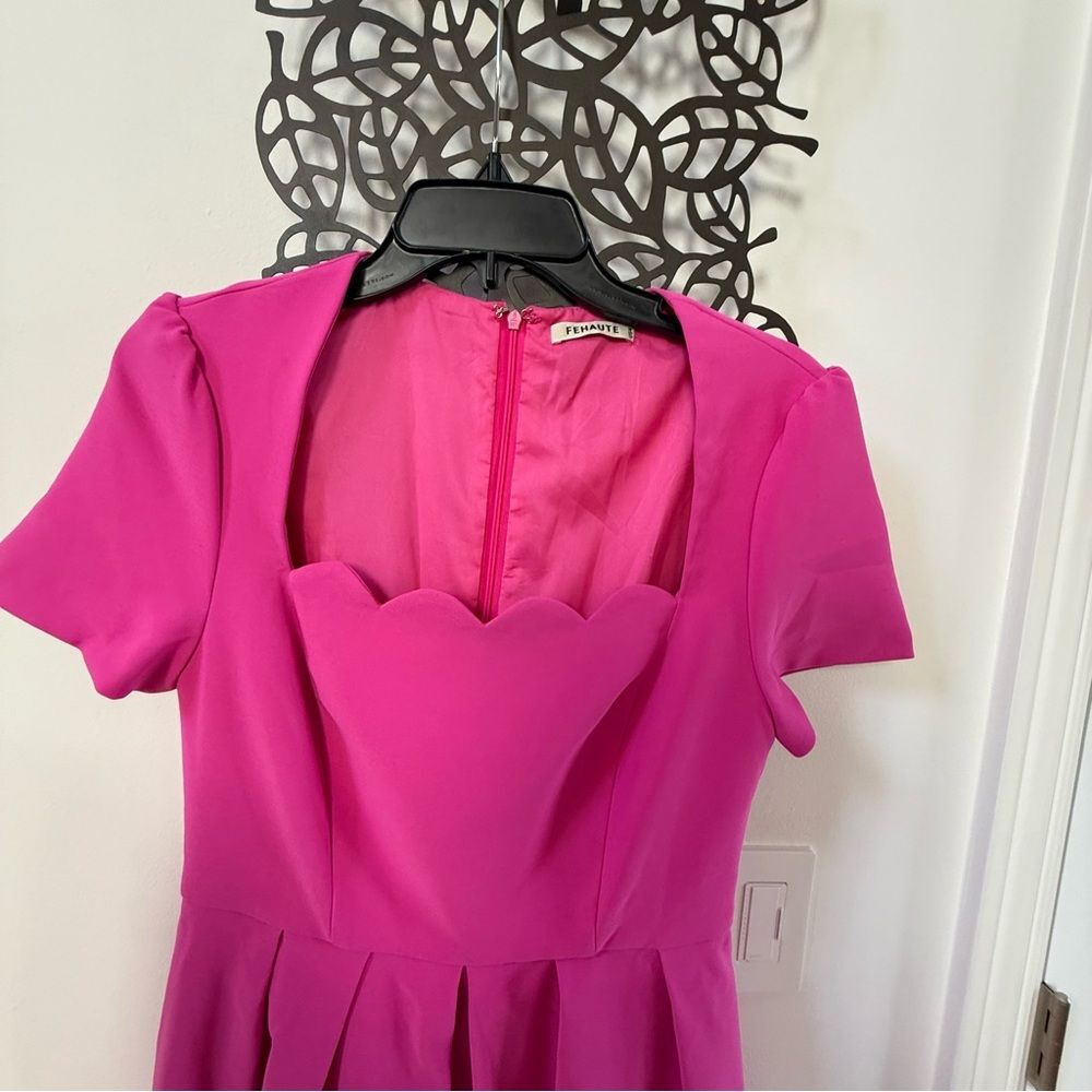 Fehaute Scalloped Square Neck Short Sleeve A-Line Midi Dress in Rose Red 4 NWOT - Picture 15 of 15